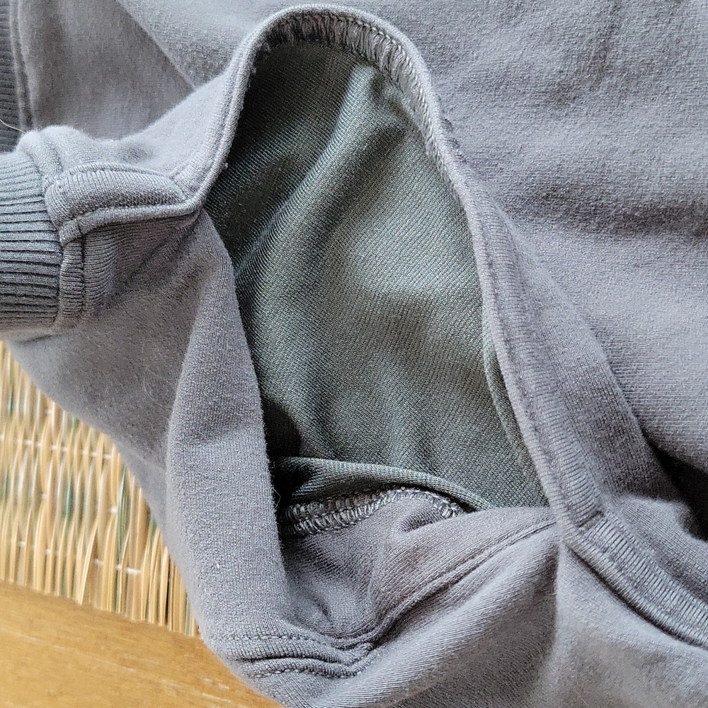 LULULEMON ATHLETIC WORK OUT PANTS - Picture 9 of 9